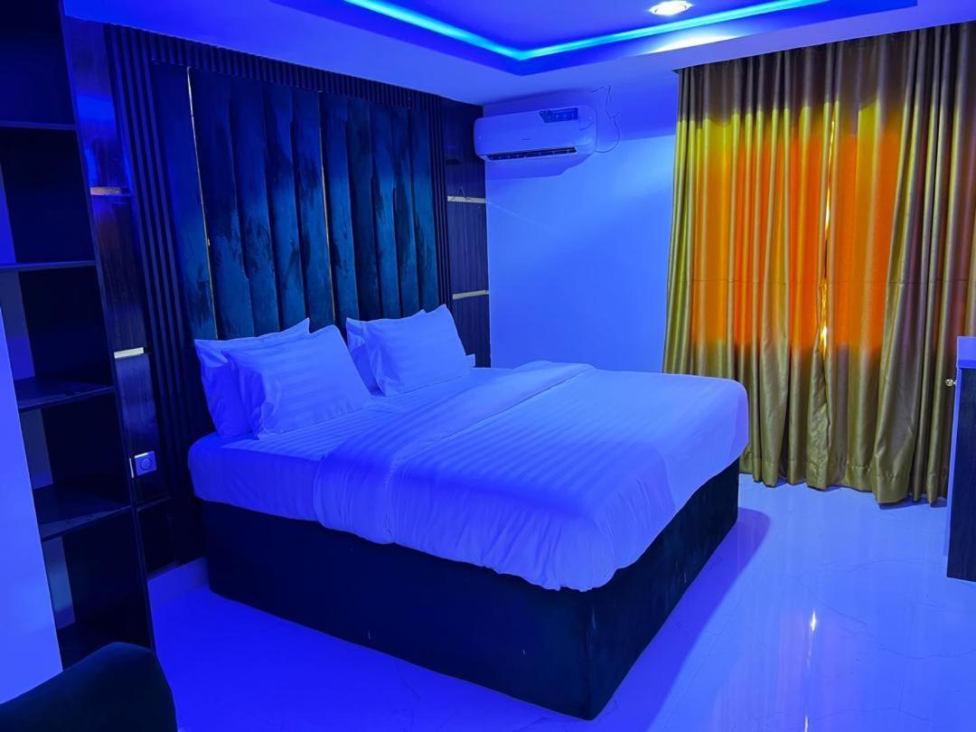 Villa Palazzo Hotel 2 Икея Экстерьер фото