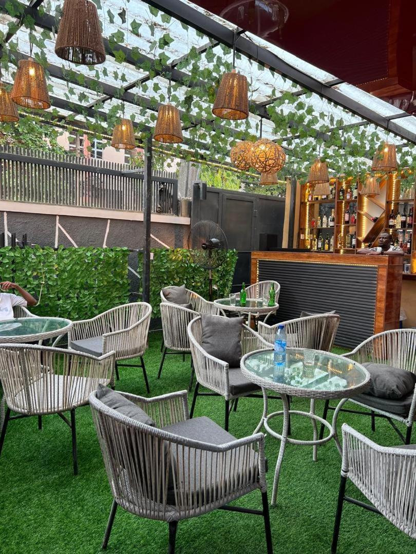 Villa Palazzo Hotel 2 Икея Экстерьер фото